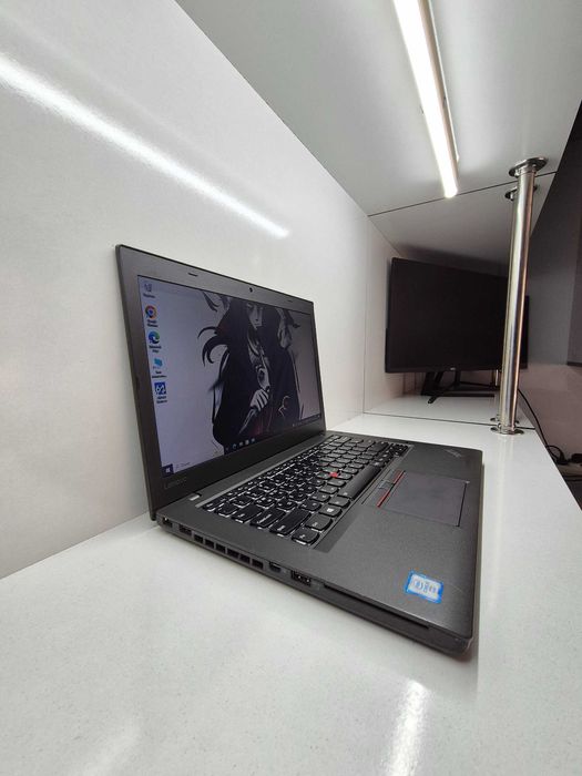 Lenovo Core i5-6200U 8/256 Ekran 14.1 Narxi: 159$