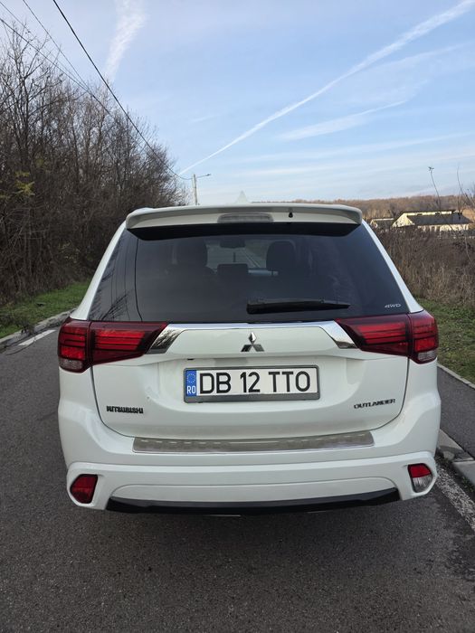 Mitsubishi outlander 2016 2.2 diesel