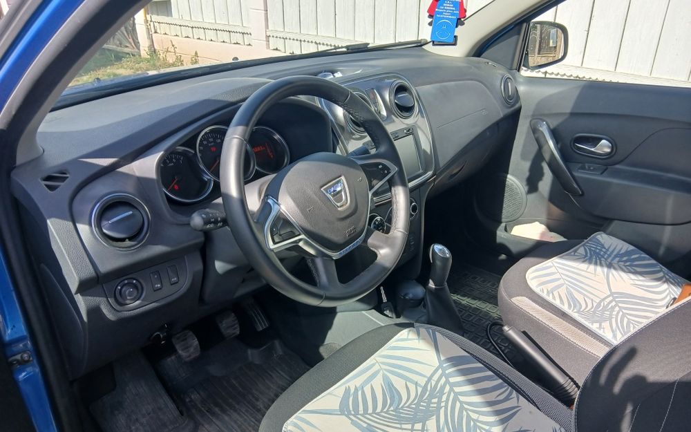 Logan stepway 2020