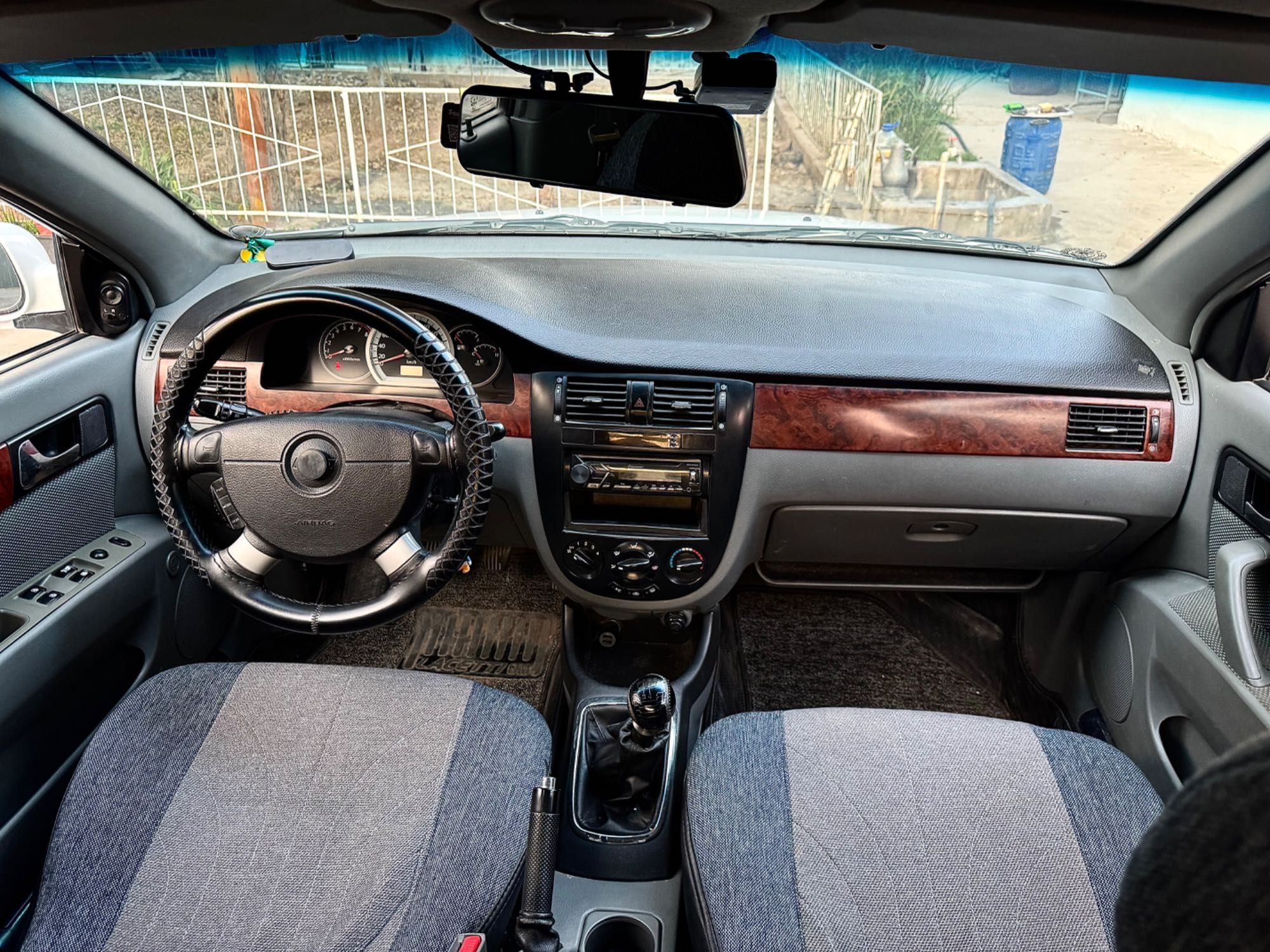 Lacetti 1.8 2013 yil sotiladi