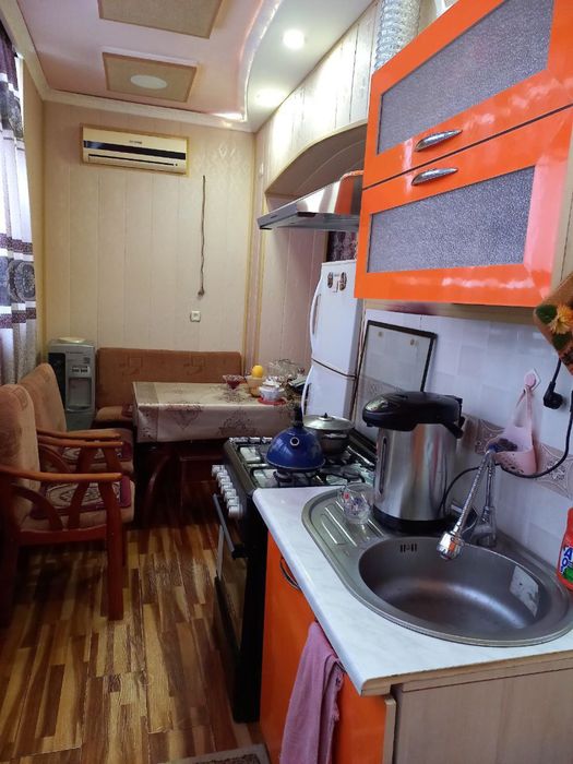 Продается 3 комн. квартира, в центре г. Карши, ориентир Сардоба чойх.