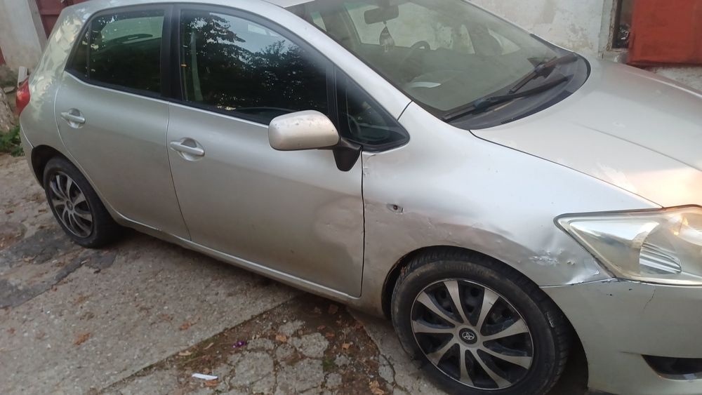 Vând Toyota Auris , 2.0 litri  , diesel, an 2007  , euro 4 , a