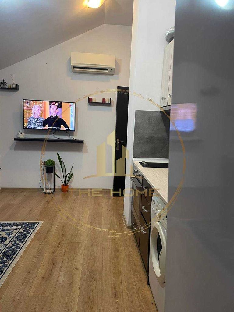 Дава се под наем Тристаен апартамент в Варна, Победа - 90 кв.м за 500 € - Снимка #1