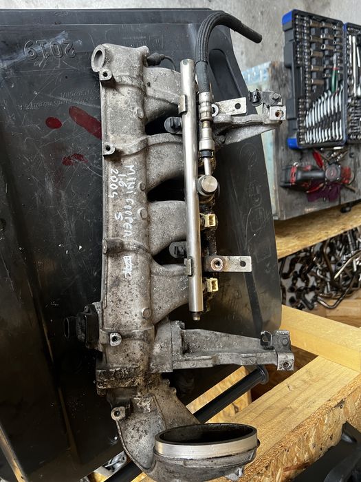 Rampa injector/injectoare pompa galerie mini cooper S 1.6 benzina