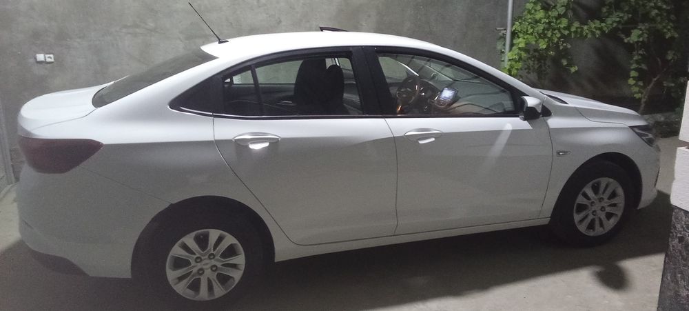 Срочно (4500$). Оникс 3 lt mt механика эьлонни окиб телефон килин