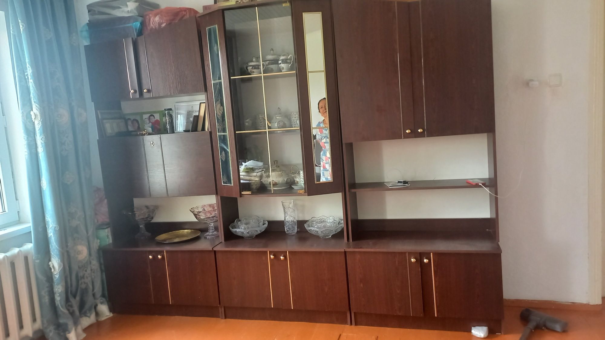 Продам стенку хорошего состояния