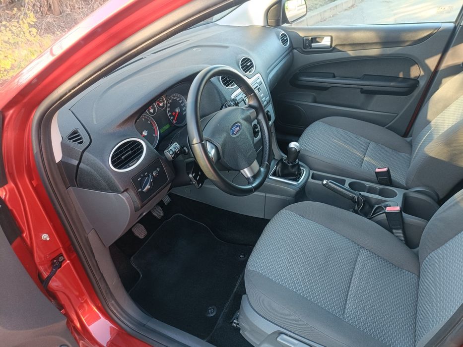 Ford Focus MK2 berlina