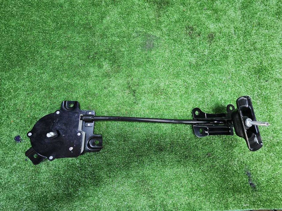 крепление запасного колеса (лебедка запаски) на Hyundai palisade