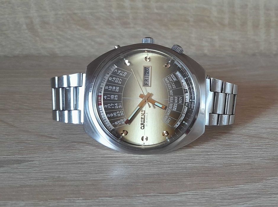 Ceas Orient multi year calendar automatic din anii '70 Superb