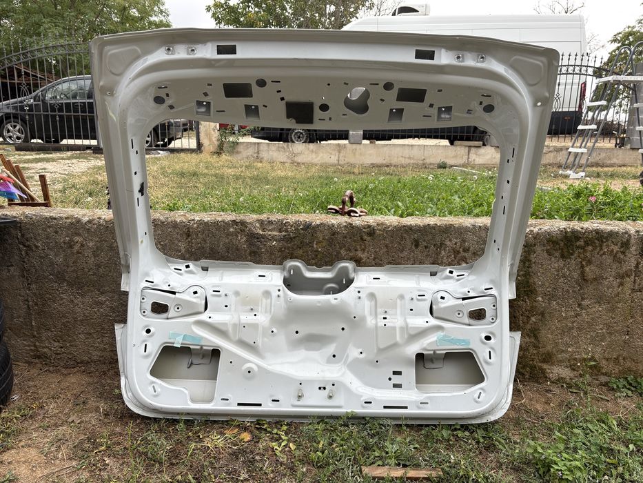 Заден капак / Врата багажник за Шкода Октавия 4/ Skoda Octavia IV