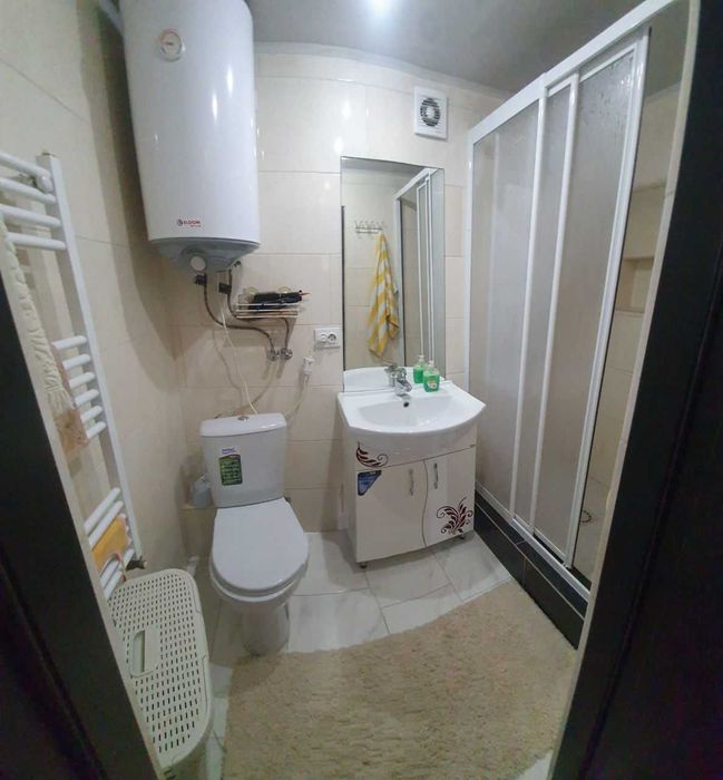 Дава се под наем Едностаен апартамент в София, Модерно предградие - 42 кв.м за 325 € - Снимка #2