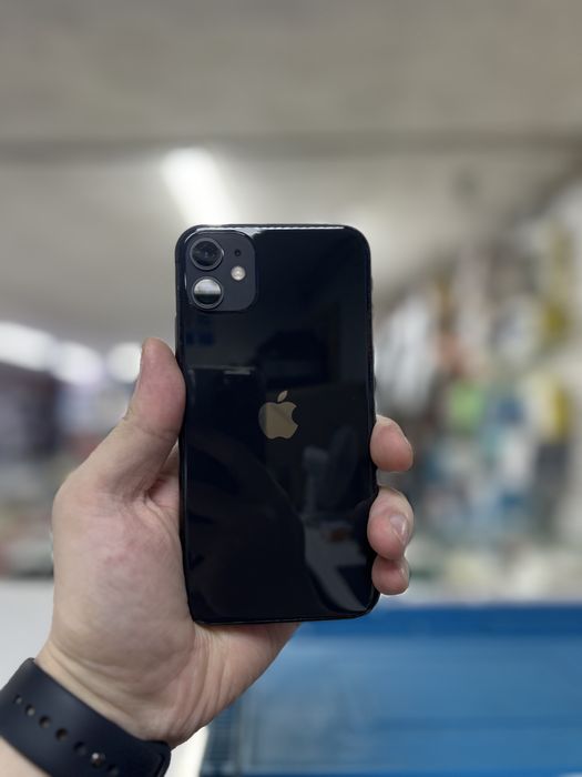 Продам Iphone 11. 64gb. (Айфон 11)
