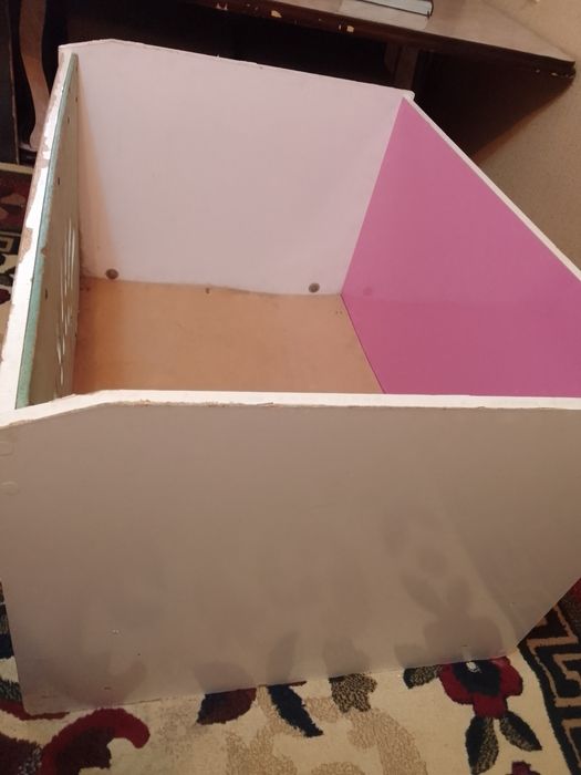 Детский крават манеж шкафчаси билан 150.000 га бервораман