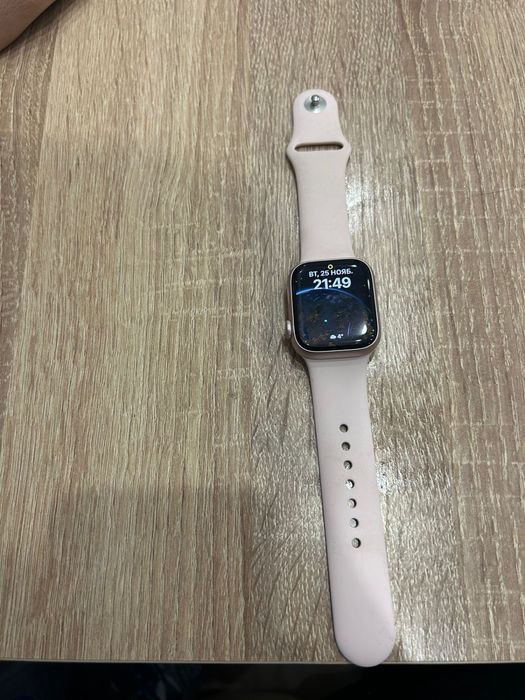 Продам Apple Watch Series 9