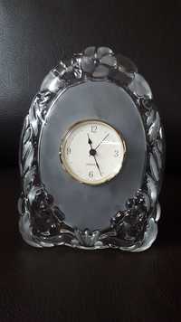 УНИКАЛЕН стъклен часовник