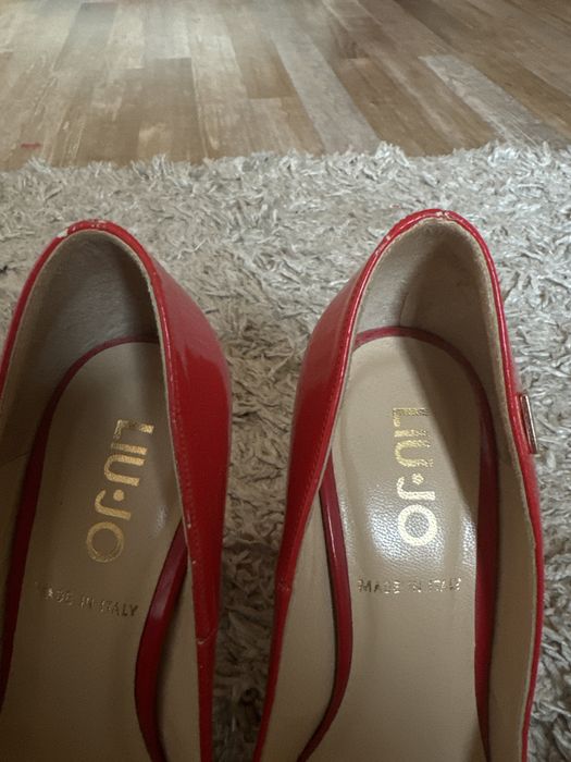 Токчета  Liu Jo