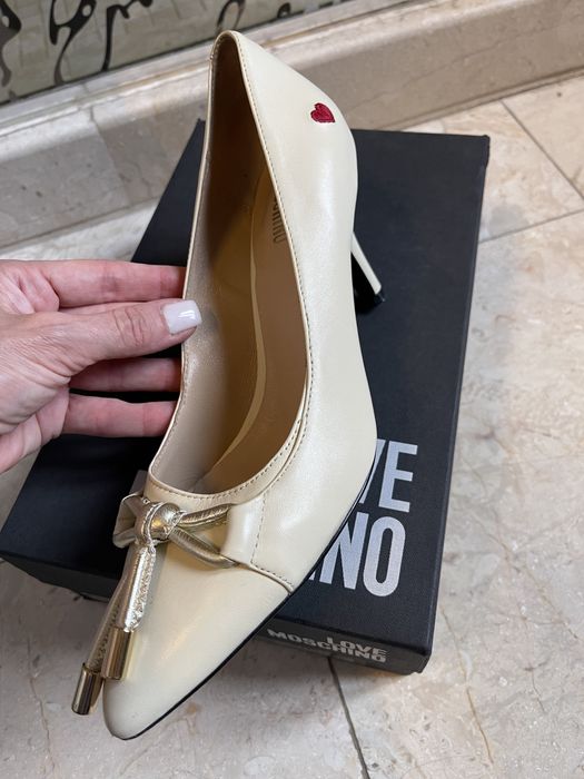 Pantofi Moschino