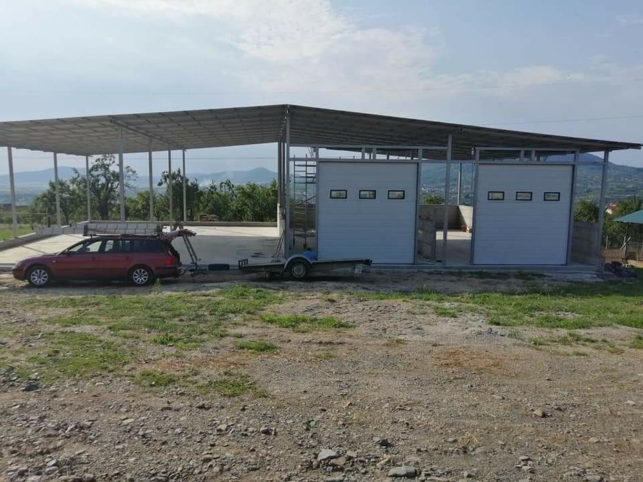 Usi de garaj sectionale rezidentiale