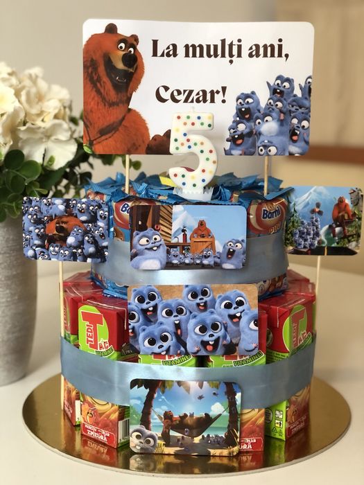 Tort din dulciuri ambalate, Unicorni, Mario, Bluey, Patrula