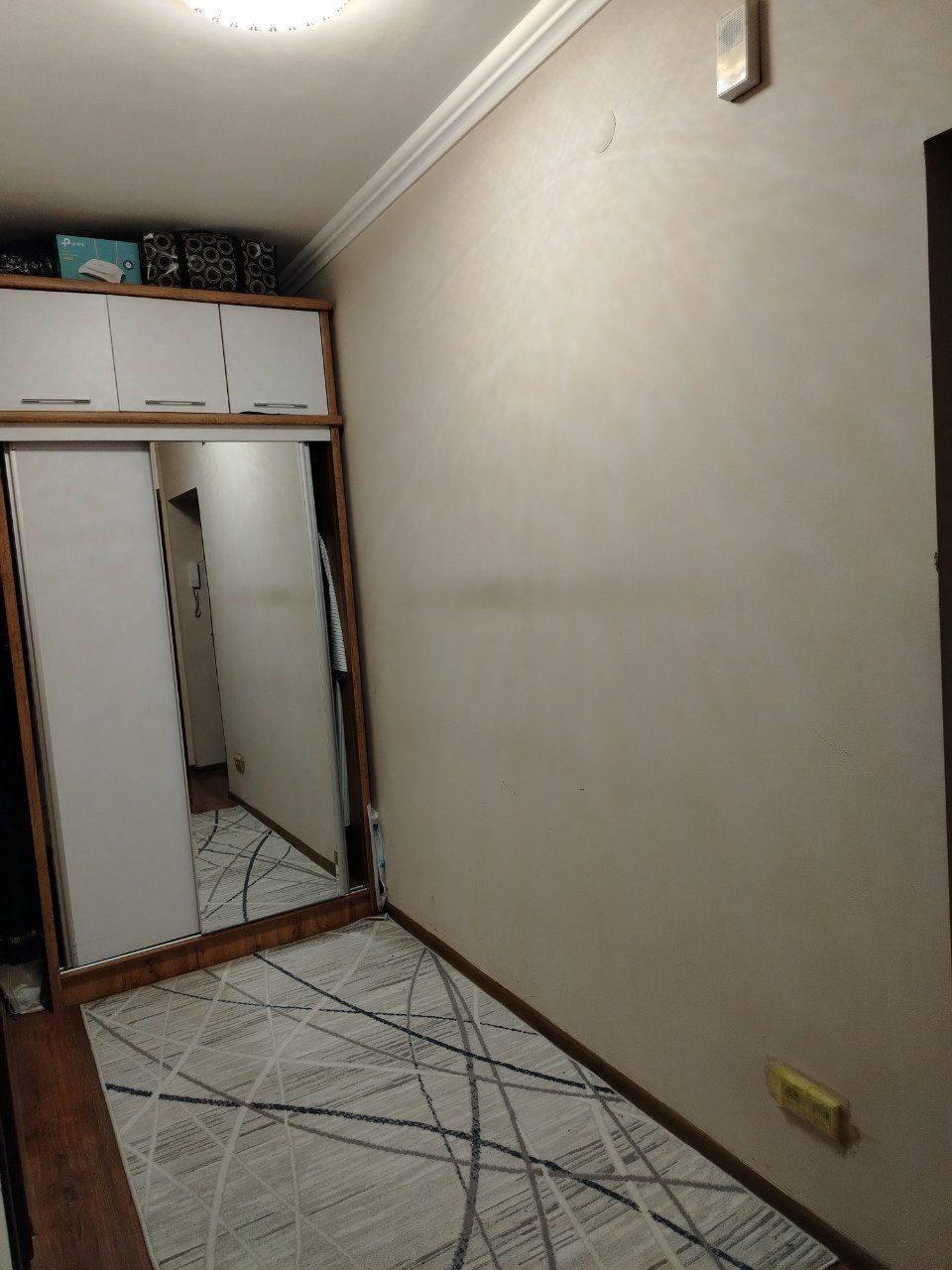 Choshtepada 1*2 qilingan sotiladi srochni 40000 ming
