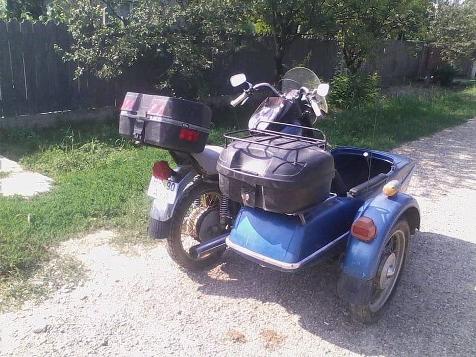 Ij Jupiter 4 cu atas