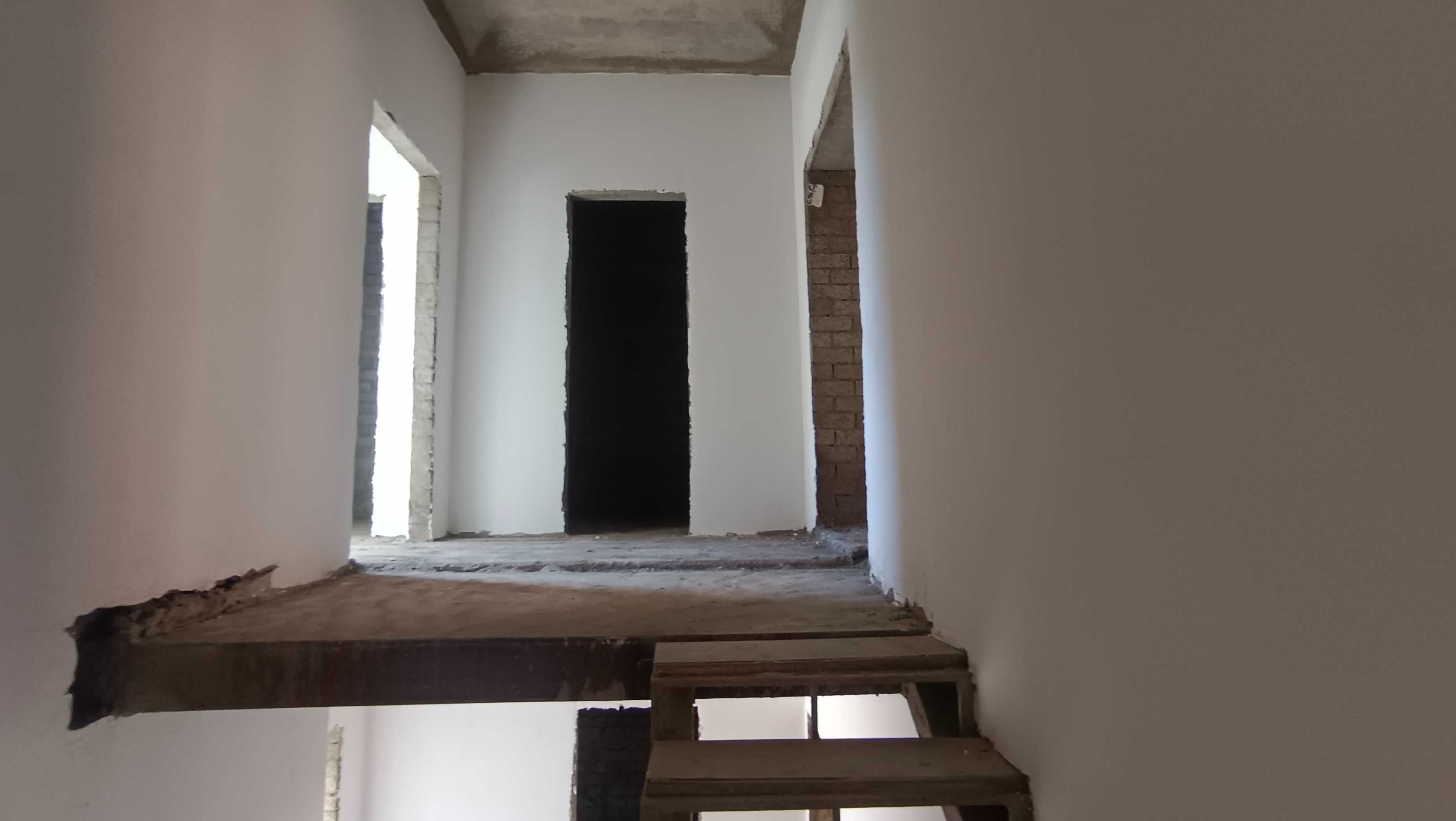 = Таунхаус 2-уровня, гараж, 160м2. Михайловка, центр.
