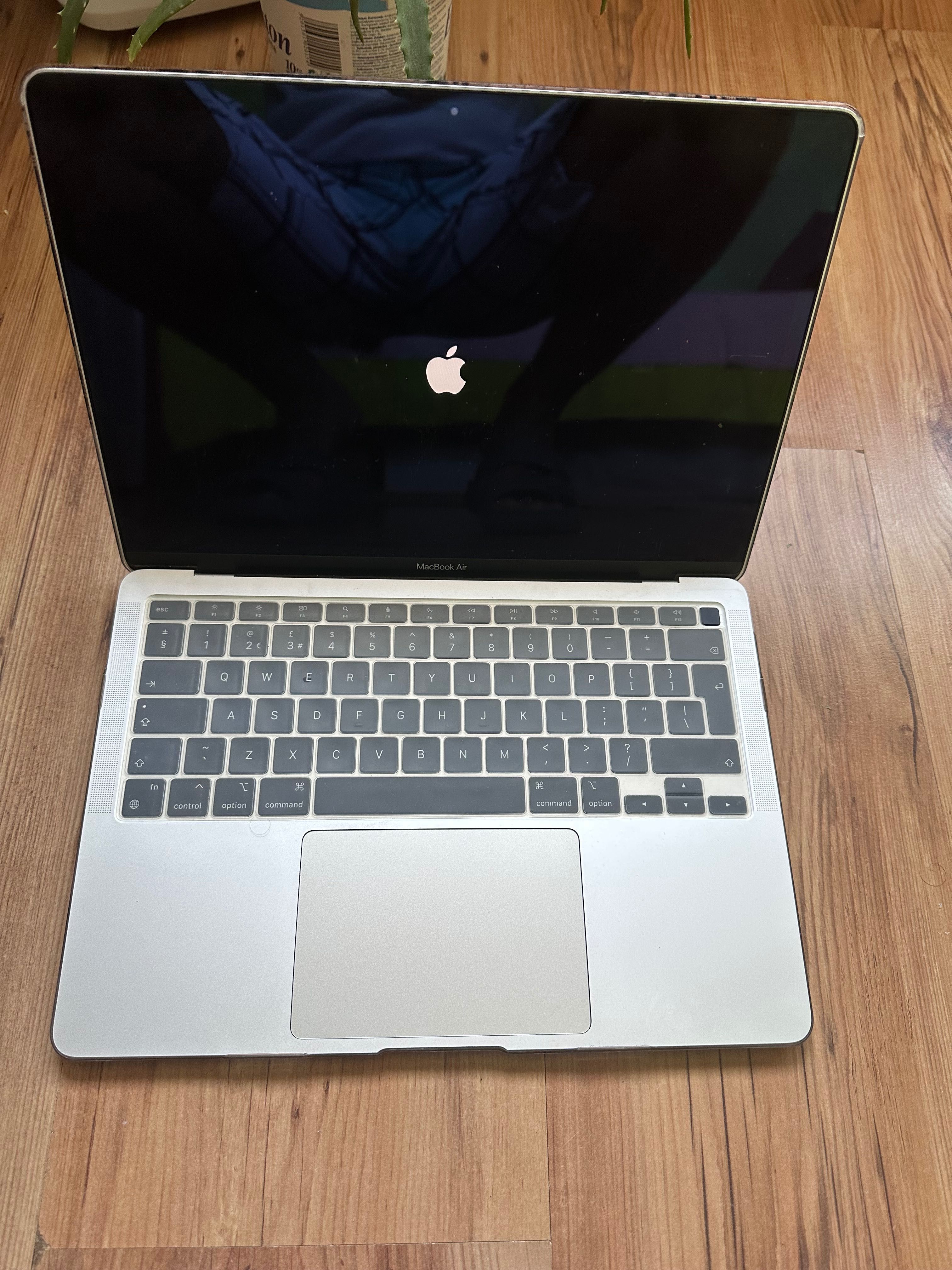 Macbook air M1 256Gb SSD