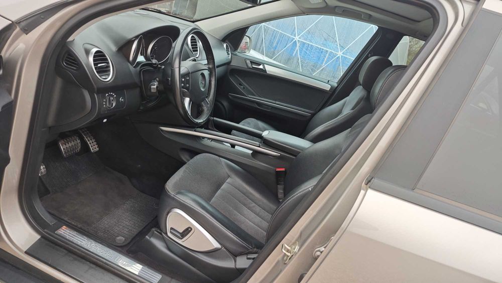 ВСИЧКО ПЛАТЕНО/Напълно Обслужен/Нови Дискове и Накладки Mercedes ML320