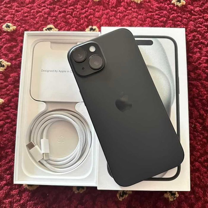 iPhone 15 128Gb Nou 0 Cicluri incarcare