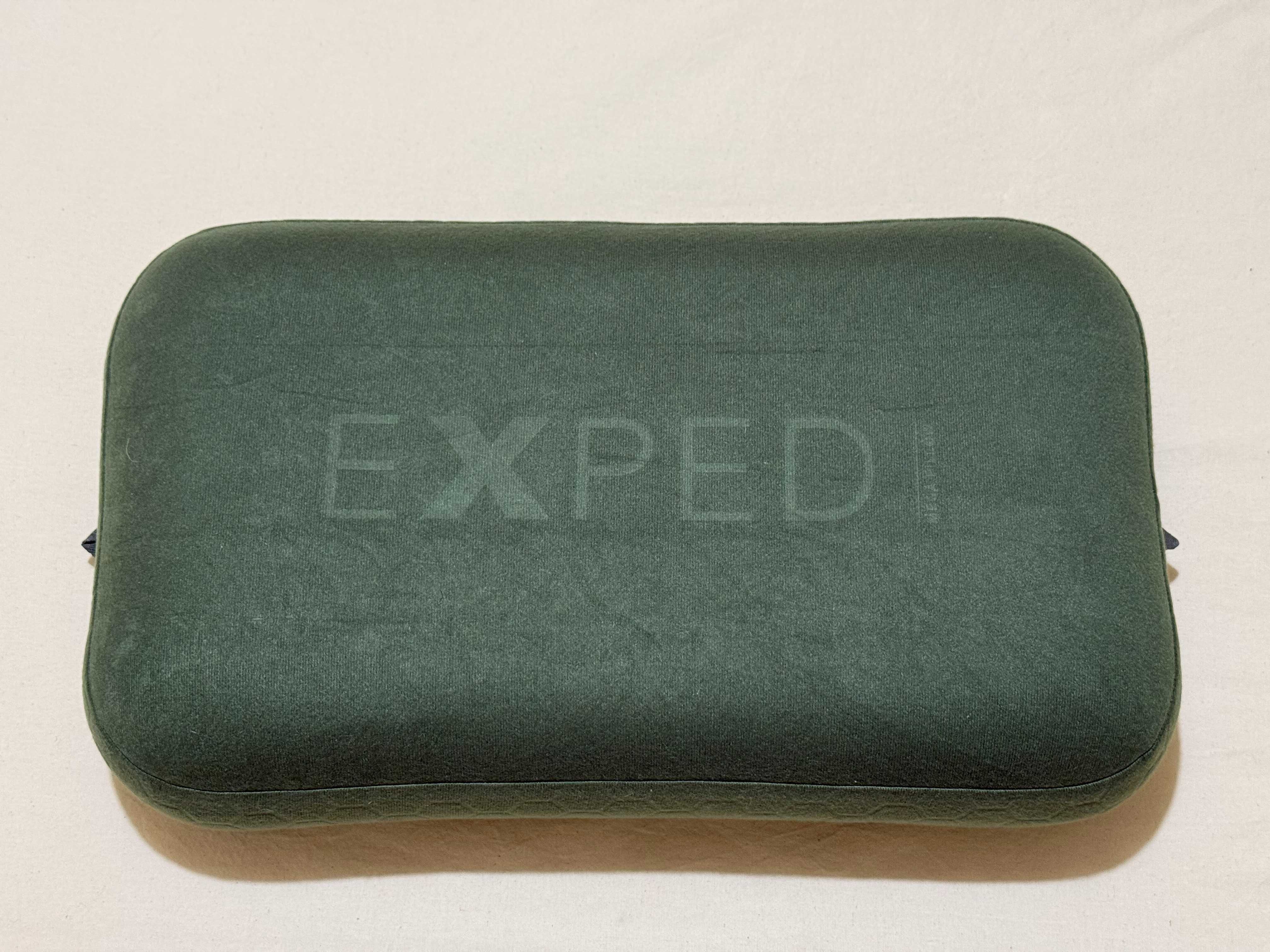 Продавам нова къмпинг / трекинг възглавница Exped Mega Pillow