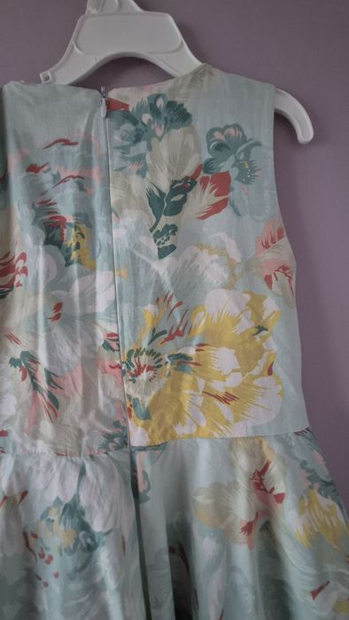 Официална рокля за момиче, 9-10год.