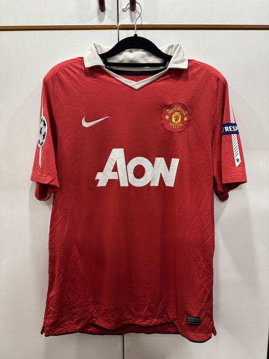 Екип Манчестър Юнайтед/Manchester United Giggs 11 от сезон 2010/11