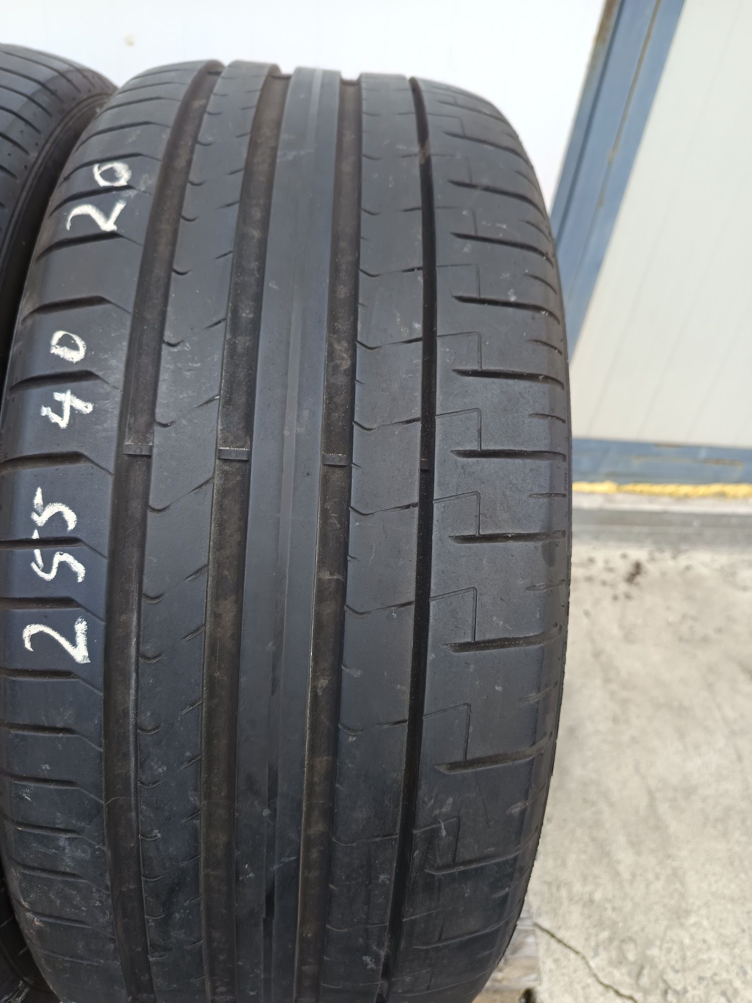 Летни гуми 255 40 R 20 101Y PIRELLI Дот 0122и 3120