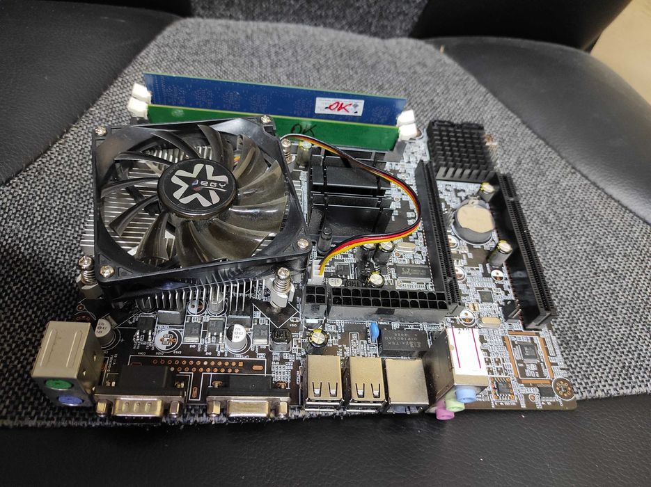 Комплекты Gigabyte G41,(Rev 1.3), LGA775 (Intel), ОЗУ , 4Гб DDR3/