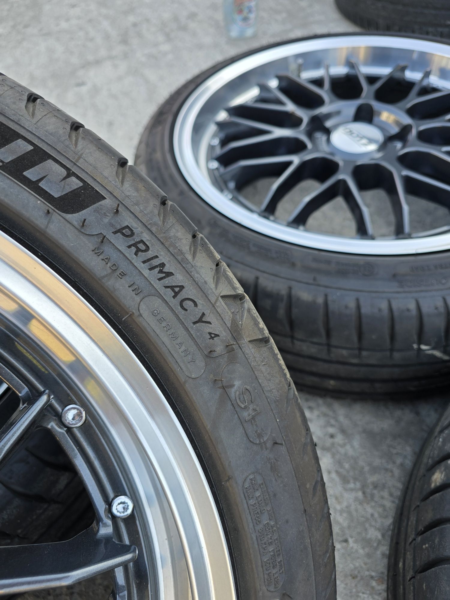 1 Броя Гума 225/40/18 Michelin Primacy 4 6,8mm 23dot