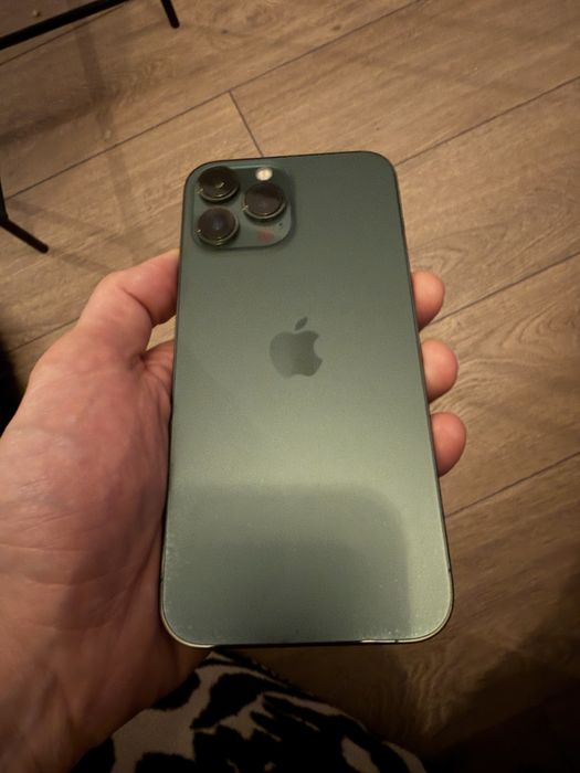 Iphone 13 pro max green