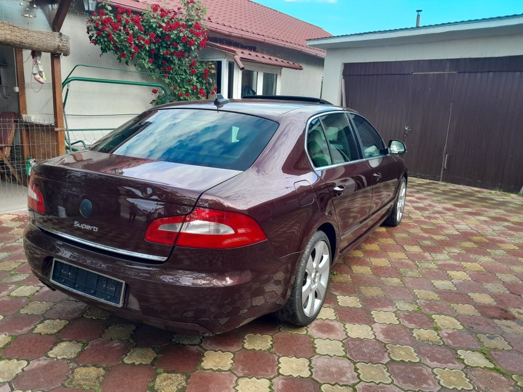 Skoda Superb 2.0TDI DSG Automat