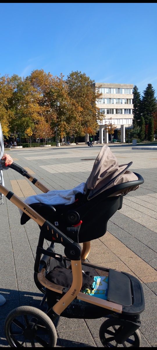 Бебешка количка 3 в 1