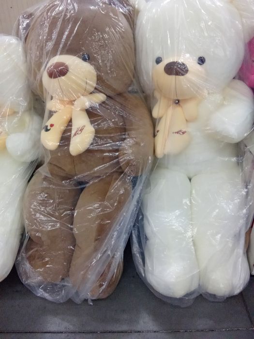 Мягкие игрушки медведи,тедди