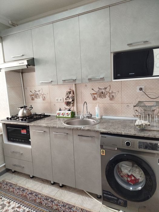 Ijaraga kvartira beriladi sagdiyana 2 xona 3 etaj