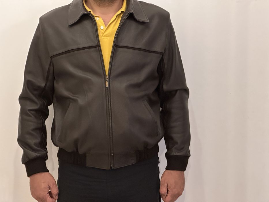 Haina/ jacheta de piele maro, L-XL, impecabila