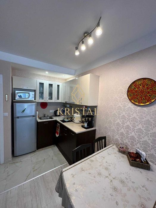 Продава се Двустаен апартамент в к.к. Слънчев бряг - 64 кв.м за 1625 €/кв.м - Снимка #4