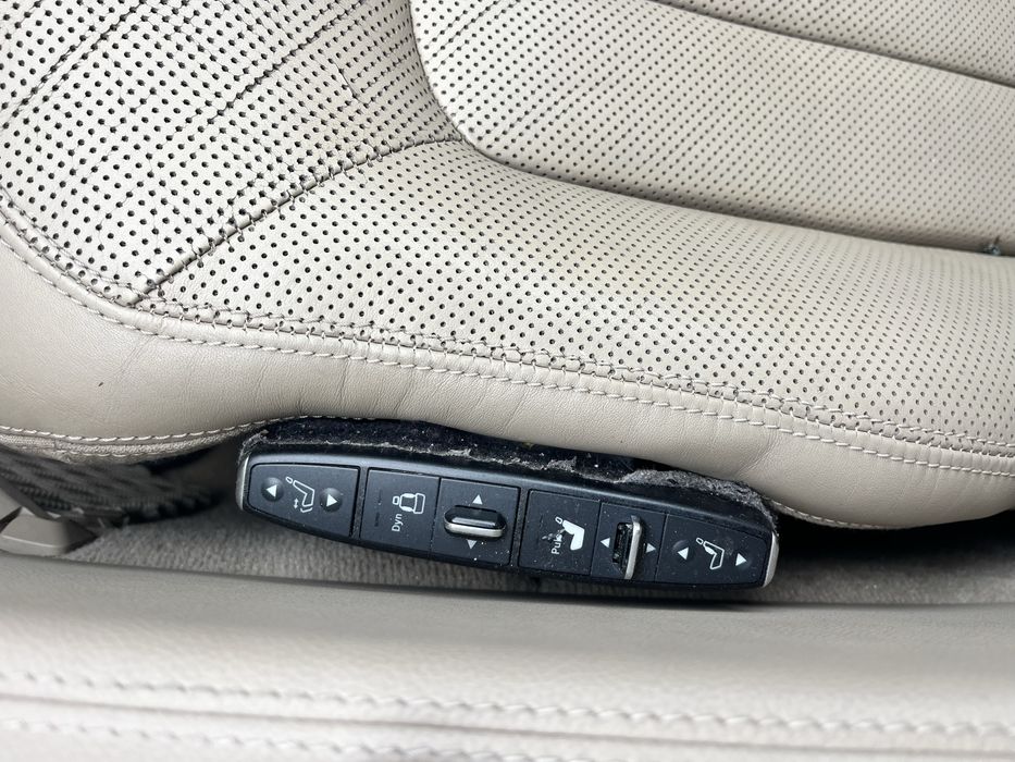 Interior scaune dinamice incalzit ventilat masaj mercedes cls w218