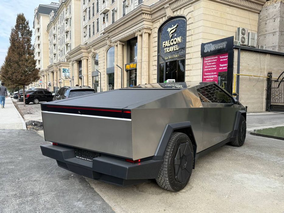 Tesla Cybertruck