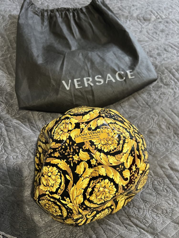 Футбольный мяч Versace оригинал