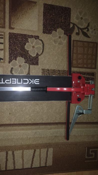 Кафелерезка новая