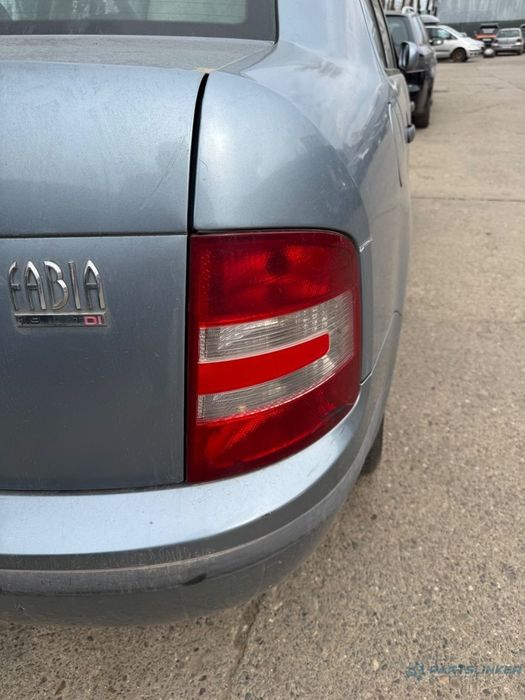 Aripa spate dreapta SKODA FABIA Saloon 6Y3 1999 - 2007 TDI ATD, AXR