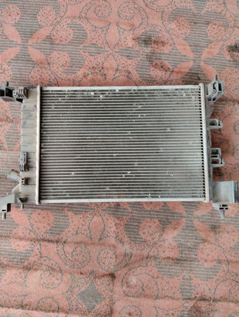 Радиатор охлаждения двигателя для CHEVROLET COBALT