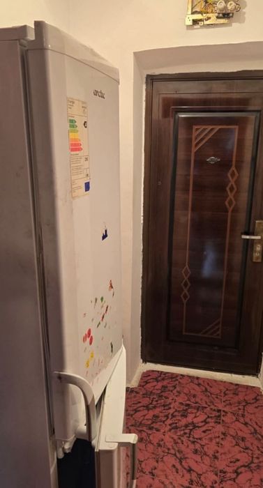 Închiriez Garsonieră Confort 1 Strada Constructorilor Etaj 1 Pret 200E