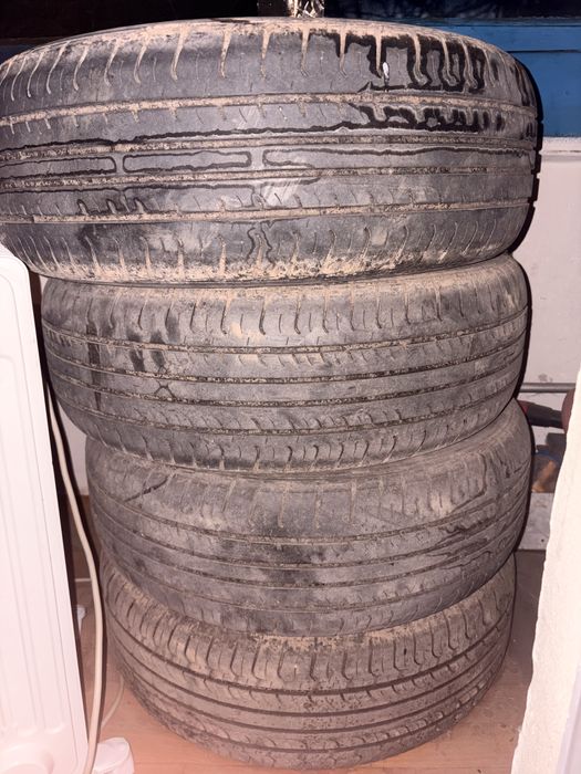 резина  р16 205/60